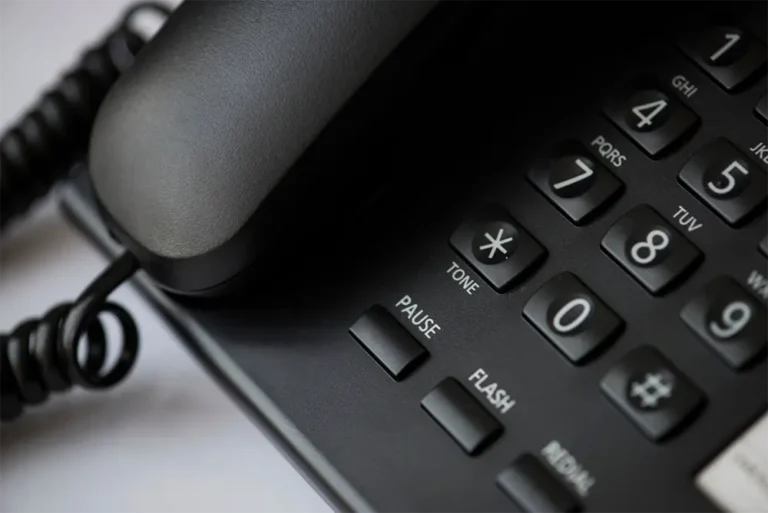 foto-post-o-poleznih-nomerah-dlia-sviazi