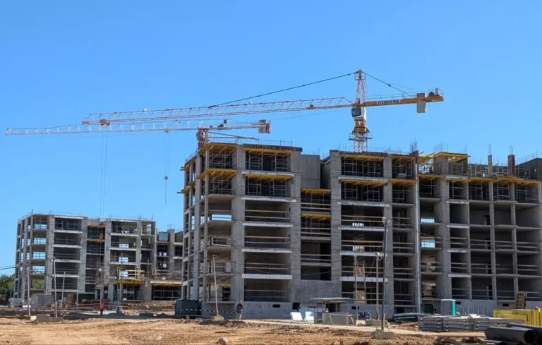 foto-post-prodolzheniye-prodazh-kvartir